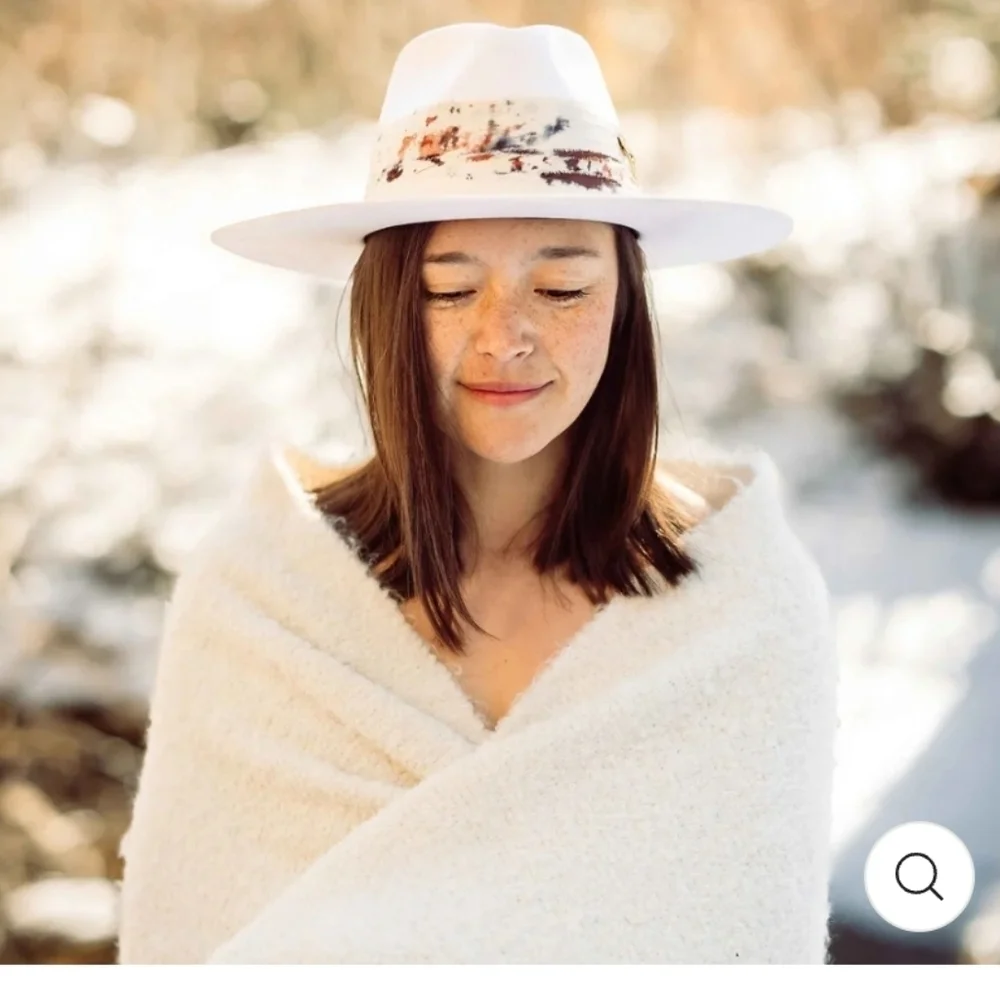 Free People & Freya NWOTs Begonia Hat